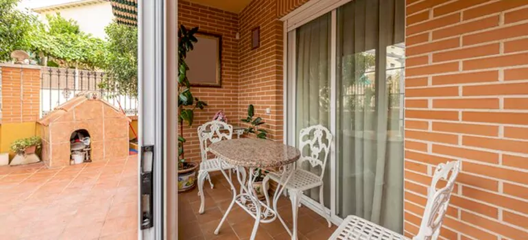 Adding Porch Enclosures To Your Home in Bayonet Point, FL