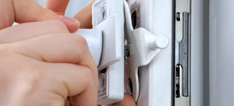 Window Lock Assembly in Bayonet Point, FL