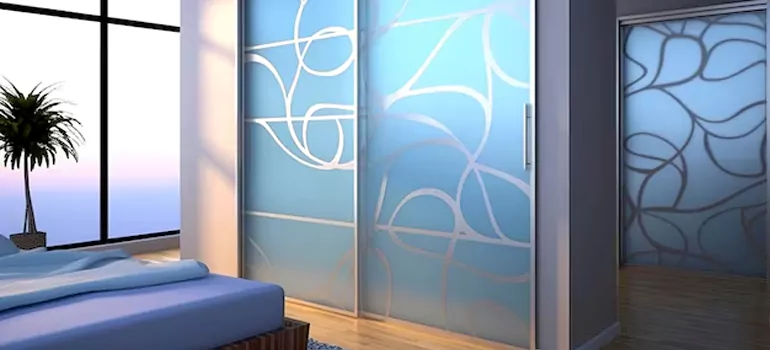 Frosting Glass Cabinet Doors in Bayonet Point, FL